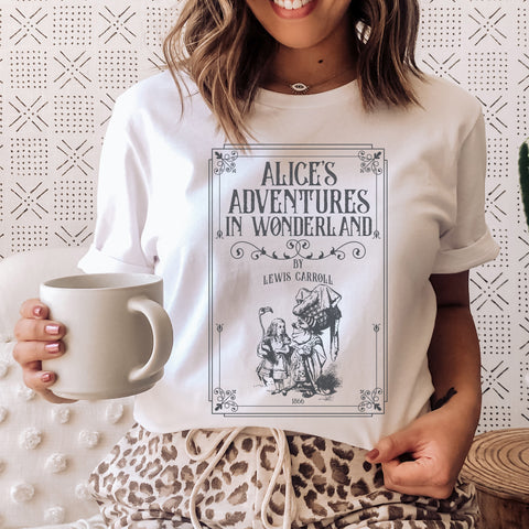 Alice's adventures in wonderland t-shirt | Lewis Carroll Alice's adventures in wonderland t-shirt | Lewis Carroll