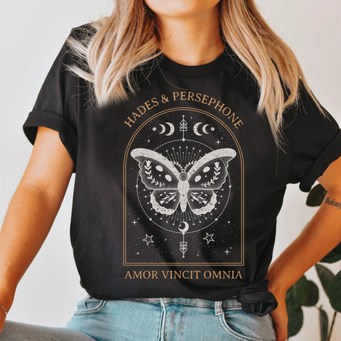 Amor Vincit Omnia T-shirt | Hades and Persephone Amor Vincit Omnia T-shirt | Hades and Persephone