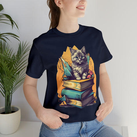 Bookish cat T-shirt | Bookworm gift for readers