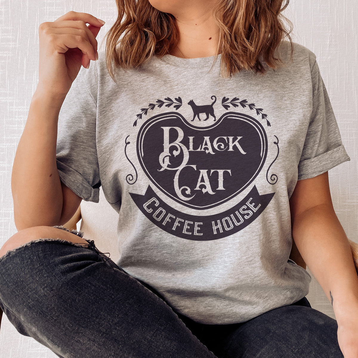 Black cat coffee house t-shirt | Bookish